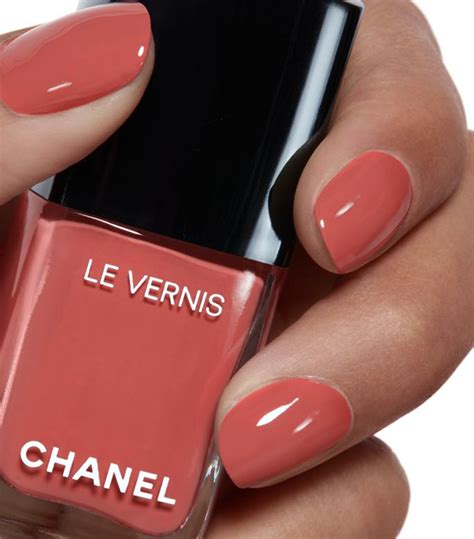 chanel le vernis longwear nail colour|chanel particuliere nail polish.